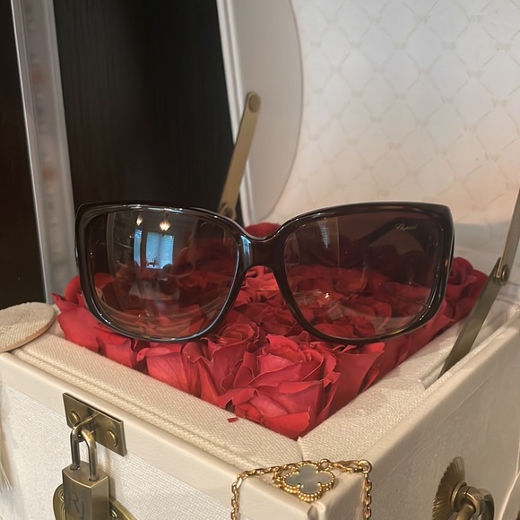Chopard Oversized Brown Sunglasses Eye Couture ?️ main image 15